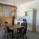 Seenahes Haus Mit Hot Tub * 크롬펜돌프