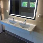 Seenahes Haus Mit Hot Tub *