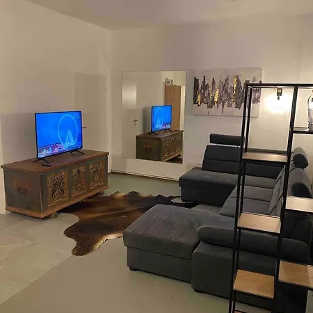 Seenahes Haus Mit Hot Tub Крумпендорф