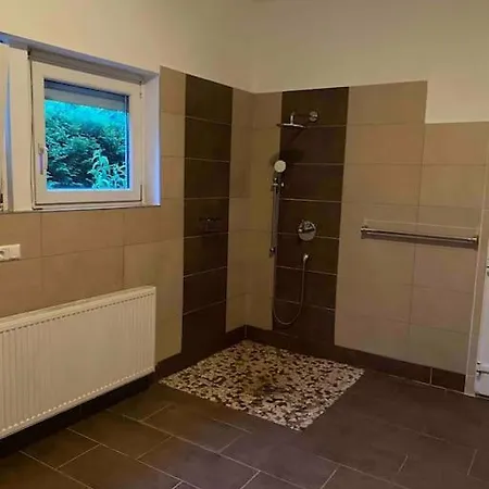 Holiday home Seenahes Haus Mit Hot Tub Krumpendorf