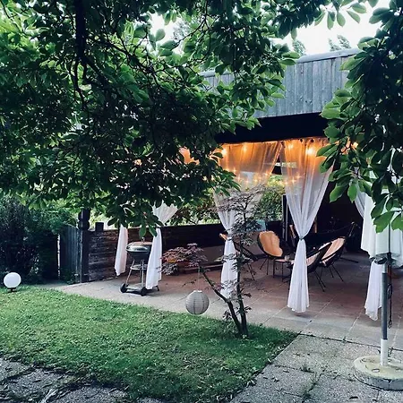 Дом отдыха Seenahes Haus Mit Hot Tub *