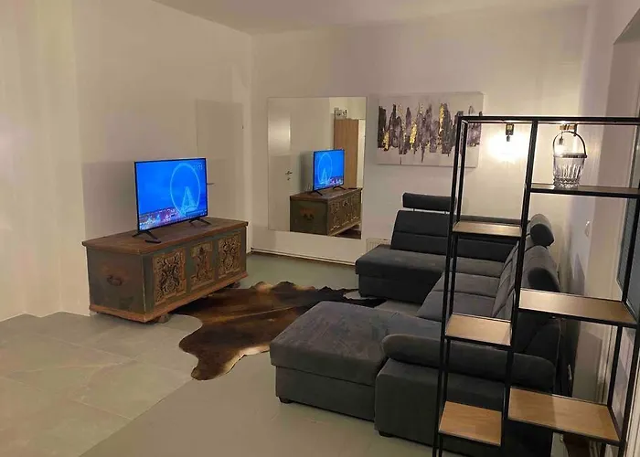 Seenahes Haus Mit Hot Tub Крумпендорф