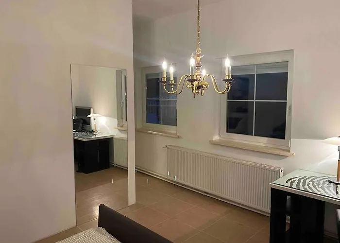 Seenahes Haus Mit Hot Tub Крумпендорф