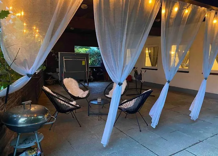 Seenahes Haus Mit Hot Tub *